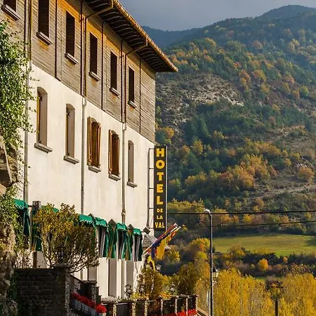 Hotel De La Val