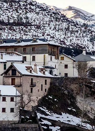 De La Val Hotel *
