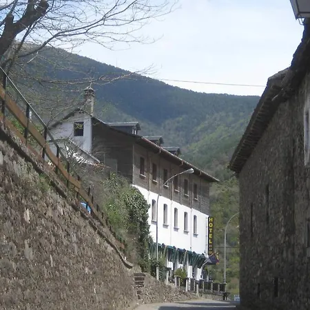 De La Val Hotel Hecho