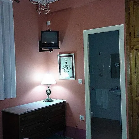 De La Val Hotel Hecho