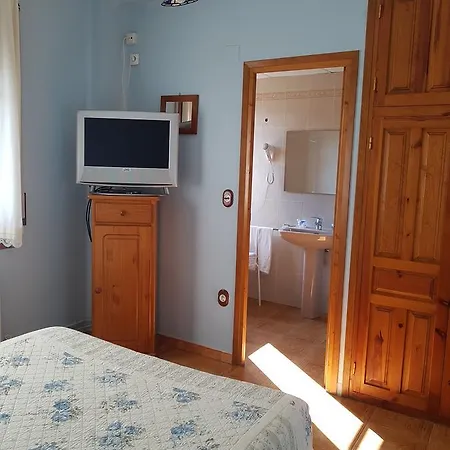 De La Val Hotel *